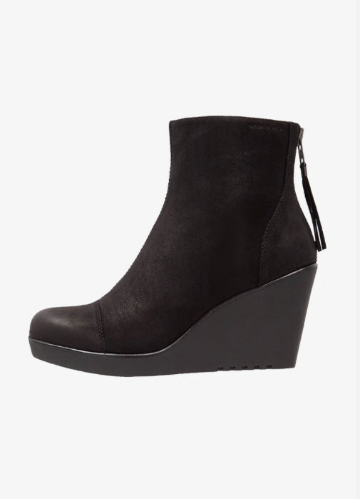 Glamor-Boot